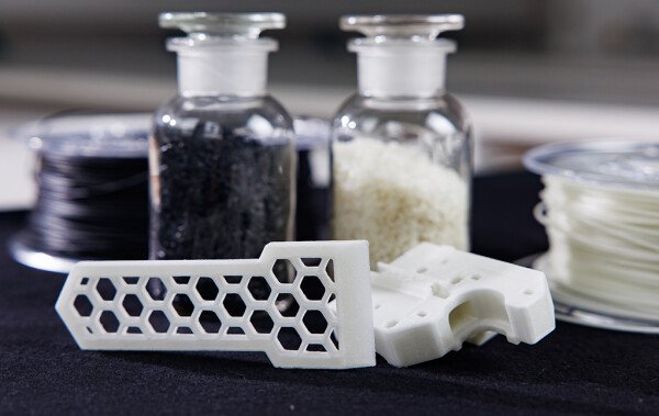 Slovnaft vyvinul vlastní inovativní materiál pro 3D tisk